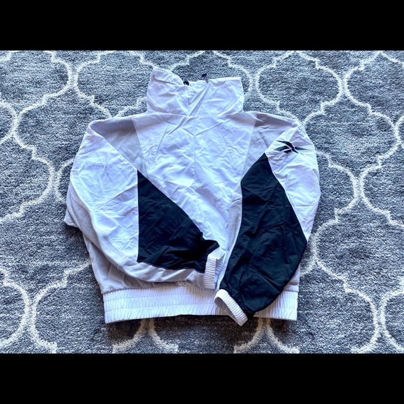 Reebok lightweight jacket - Picture 1 of 3